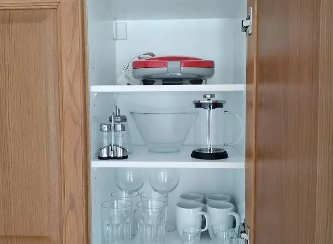 Sunny With Amazing View Apartament *